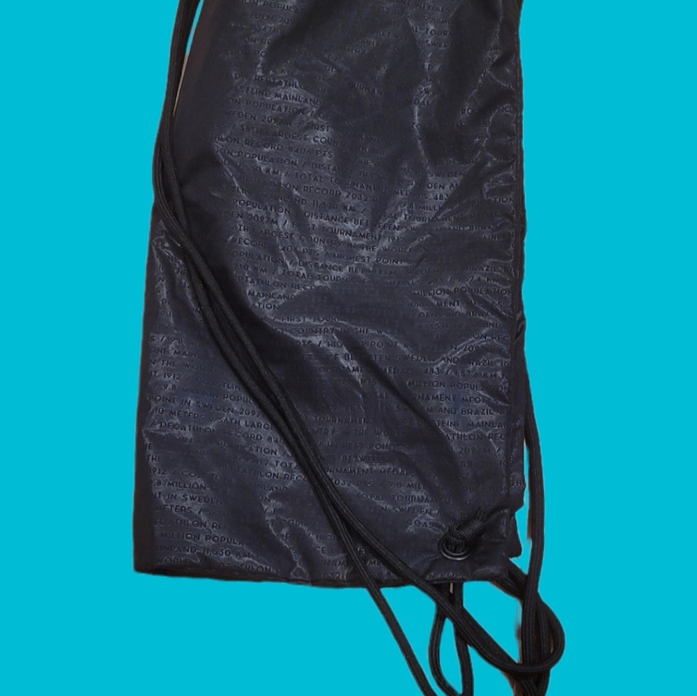 H&M Unisex Drawstring Backpack - Picture 7 of 11